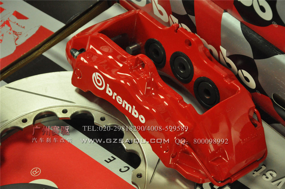 brembo 卡宴六活塞高性能剎車系統(tǒng)套件